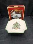 Spode Christmas Tree Fine Porcelain 6.5 Inch Footed Square Cake Plate With Box. Fixed Price $24.99.