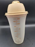 Tupperware 844-25 Quick Shaker Container 16OZ. Blender Mixer Pour 3PC. Tan. Fixed Price $8.76.