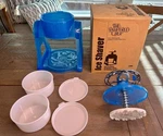 The Pampered Chef Ice Shaver Snow Cones #2940 Vintage With Box. Fixed Price $11.99.