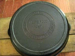 Vintage Htf Western Foundry Mi-pet #8 Cast Iron Skillet. Fixed Price $99.00.