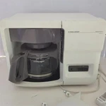 Black & Decker Spacemaker ODC400 Under Cabinet 10 Cup Coffee Thermal. Fixed Price $157.50.