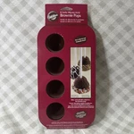 Wilton Silicone Brownie Pops 8 Cavity Mold Pan Cake Bite Size Party Bakeware. Fixed Price $9.99.