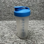 Tupperware Quick Shaker Blender 7320A-3 Blue Lid Protein Eggs Batter 23 Oz. Fixed Price $16.99.