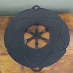 Kuhn Rikon Silicone Spill Stopper 11 Kochblume Black Pot Cover. Fixed Price $8.95.