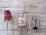 Pampered Chef Outdoor Party Sticks In-ground Drink Cup Wine Holders Metal 7 Pcs. Fixed Price $9.74.