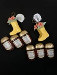 Lot Of 8 Vera Bradley 2 Boot Sanitizer Holders & 6 Peach Refill Bath Body Works. Fixed Price $29.00.
