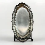 Reed & Barton Chippendale Silver Plate Oval Tray 12" Scalloped Bread 1132. Fixed Price $39.00.