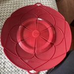 Kuhn Rikon Kochblume Silicone Spill Stopper Medium 10 Red Splatter Guard. Fixed Price $14.00.