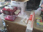 Waring Pro SCM100 Red Snow Maker, W/ Scoop, 200 Cones Pump Handles New. Fixed Price $33.99.