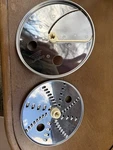 Cuisinart Elite Food Processor Fine Shredding/slicing Discs FP-12ASD & FP-12RSD. Fixed Price $29.99.