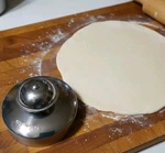 Pampered Chef Cut-n-seal 3.5 Pastry Sandwich Tart Biscuit Crimper Cutter Sealer. Fixed Price $7.69.
