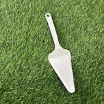 Vintage Pyrex 2119 Pie Server Cutter Cream Plastic Serrated Edge Kitchen Tool. Fixed Price $18.99.