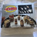 Le Canape Hors-d'oeuvre 7 Makers 25 Picks & Recipe Book. Fixed Price $8.99.