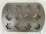 Wilton 12 Cavity Mold 16"X11" Christmas Winter Snowflakes Cookie Pan/sheet. Fixed Price $9.99.
