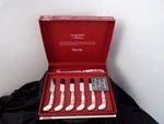 Spode Italian Cranberry Transferware Cheese Knife & 6 Spreaders Set Nib. Fixed Price $20.00.