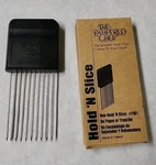 Pampered Chef Hold 'n Slice #1101 Kitchen Tool. Fixed Price $9.99.