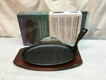 Update Cast Iron Fajita Fry Steak Platter Wood Base Set New In Box. Fixed Price $21.24.