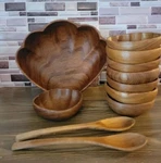 Vintage 11 Piece Wooden Sea Clam Shell Salad Bowl Set - Cottage Core Style. Fixed Price $23.58.