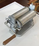 Manual Corn Maker Gonzalez Maquina Tortilladora Aluminum Heavy Duty. Fixed Price $175.00.