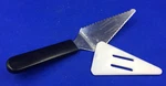 Pampered Chef Slice-n-serve #1163 Serrated Pie Server. Fixed Price $15.99.