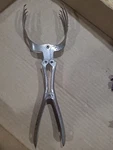 Vintage Handy Things 1950 Hinged Metal Kitchen Serving Salad Tongs. Fixed Price $9.99.
