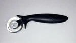 The Pampered Chef Pastry Cutter #1684. Fixed Price $5.00.