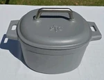 Pampered Chef Enameled Cast Iron 6 Qt Gray Dutch Oven With Lid. Fixed Price $70.00.