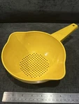 Vtg Tupperware Colander Strainer Yellow Harvest Gold 1200-8 Small Made Usa. Fixed Price $9.84.