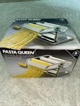 Pasta Queen Noodle Maker Made In Italy Model 15-4150 Himark By Marcado. Fixed Price $22.95.