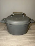 Pampered Chef Enameled Cast Iron 6 Qt Gray Dutch Oven With Lid. Fixed Price $100.00.
