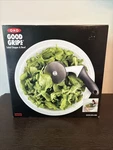 Good Grips Oxo Salad Chopper And Bowl Dual Stainless Blades & 5.5 Quart. Fixed Price $18.97.