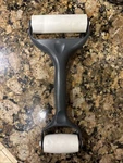 Pampered Chef Baker's Roller #1485. Fixed Price $7.00.