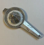 Foley Aluminum Citrus Lemon Orange Juicer Squeezer Reamer Usa Vintage. Fixed Price $15.00.