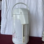 Zojirushi Electric Air Pot CWCC-30 Japan 3.0 Liter Water Boiler. Fixed Price $20.00.