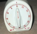Robertshaw Lux Minute Minder Mechanical Timer White Round / Working With "ding". Fixed Price $14.99.
