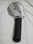 Oxo Good Grips Pizza Wheel Cutter Heavy Duty Stainless Steel Non Slip Soft. Fixed Price $12.99.