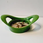 Zyliss Apple CORER/SLICER;8 Sections;green;kitchen Gadget,baking/cooking/school. Fixed Price $5.95.
