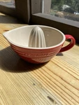 Le Creuset Stoneware Citrus Juicer. Fixed Price $30.00.
