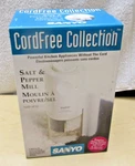 Sanyo Cord Free Collection Salt/pepper Mill NHP-SP10 White. Fixed Price $14.99.