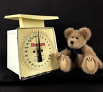 Vintage Hanson Scale 25 Lb X 1 Oz Shubuta Miss Ms White Yellow Metal Gift. Fixed Price $29.99.