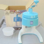 Vintage Zojirushi Elephant Ice Home Shaver M-4000 Blue Made Japan. Fixed Price $49.99.