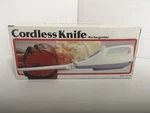 Cordless Rechargeable Electric Kitchen Knife EK100R Nos Tested. Fixed Price $15.50.