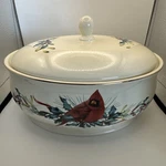 Lenox Winter Greetings 2-QUART Covered Casserole Dish Cardinal Design SKU870601. Fixed Price $25.00.