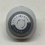 Ge Grounded 24-HOUR Mechanical Indoor Plug-in Timer White 15153 15A. Fixed Price $8.99.