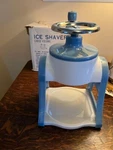 Vintage Pampered Chef Large Volume Manual Crank Ice Shaver BB-002 Used- Box. Fixed Price $16.00.