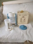 Vintage 1995 Pampered Chef Ice Shaver Snow Cone Slushie Drinks Original Box Euc. Fixed Price $14.00.
