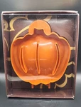 William Sonoma Pumpkin Pocket Pie Mold New Open Box Thanksgiving. Fixed Price $13.48.