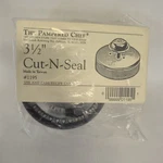 Pampered Chef 3.5 Cut-n-seal #1195 Mold Press Stamp Pastry Pie Empanada New. Fixed Price $12.95.