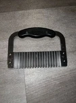 The Pampered Chef #1061 - 7.25" Inches Wide Crinkle Cutter. Fixed Price $5.90.