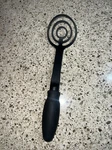 Pampered Chef Mix N' Masher Nylon & Silicone Black #2685 Kitchen Dorm. Fixed Price $14.00.